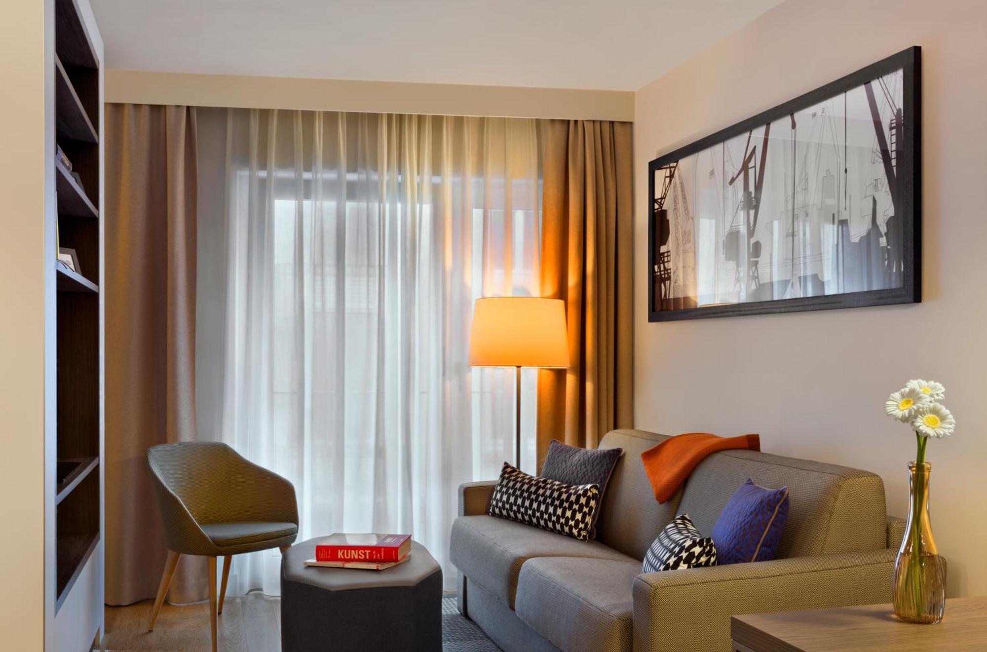 Citadines Michel Hamburg Aparthotel Buitenkant foto